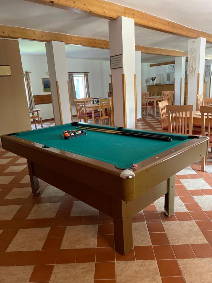 Apartment Dehtare Luaran gambar