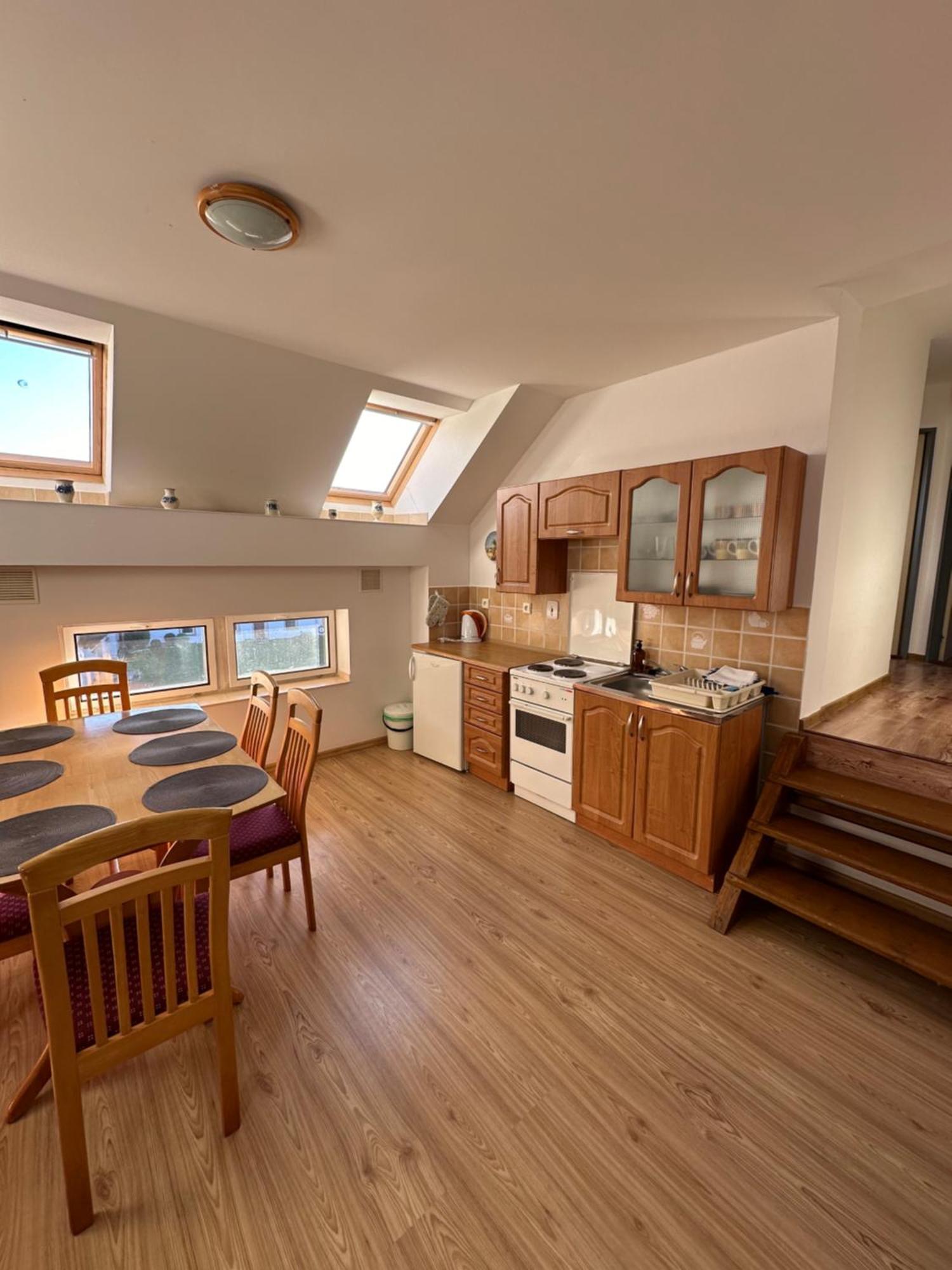 Apartment Dehtare Luaran gambar