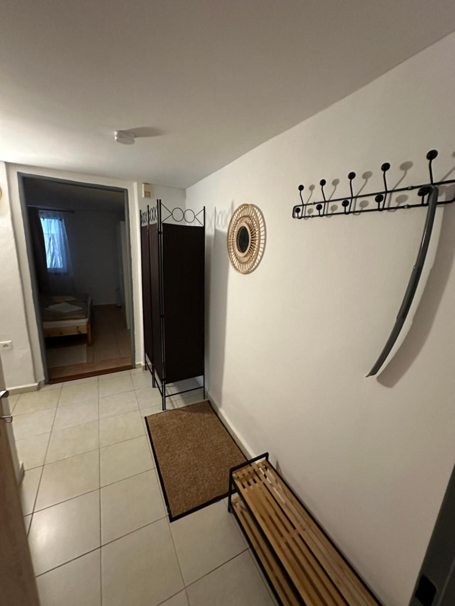 Apartment Dehtare Luaran gambar