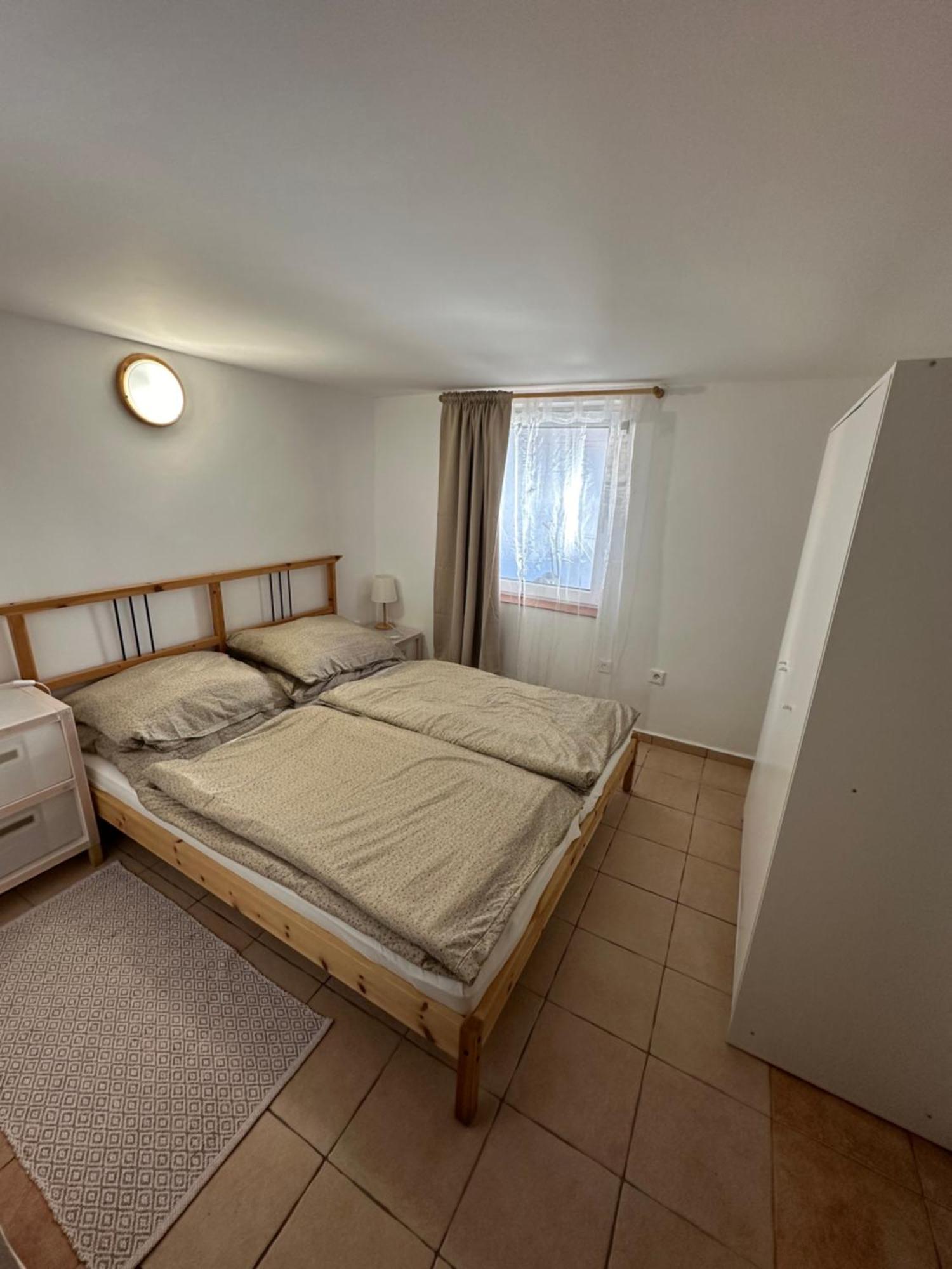 Apartment Dehtare Luaran gambar