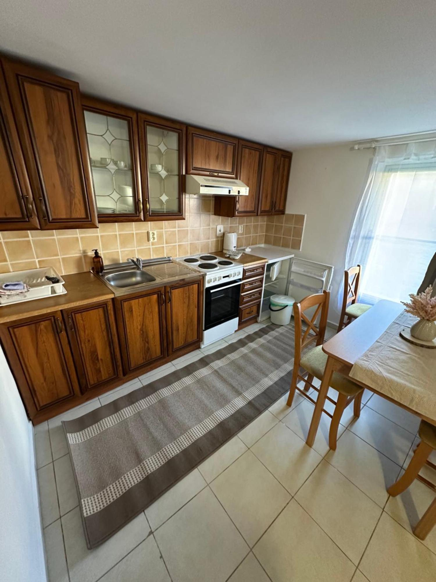 Apartment Dehtare Luaran gambar